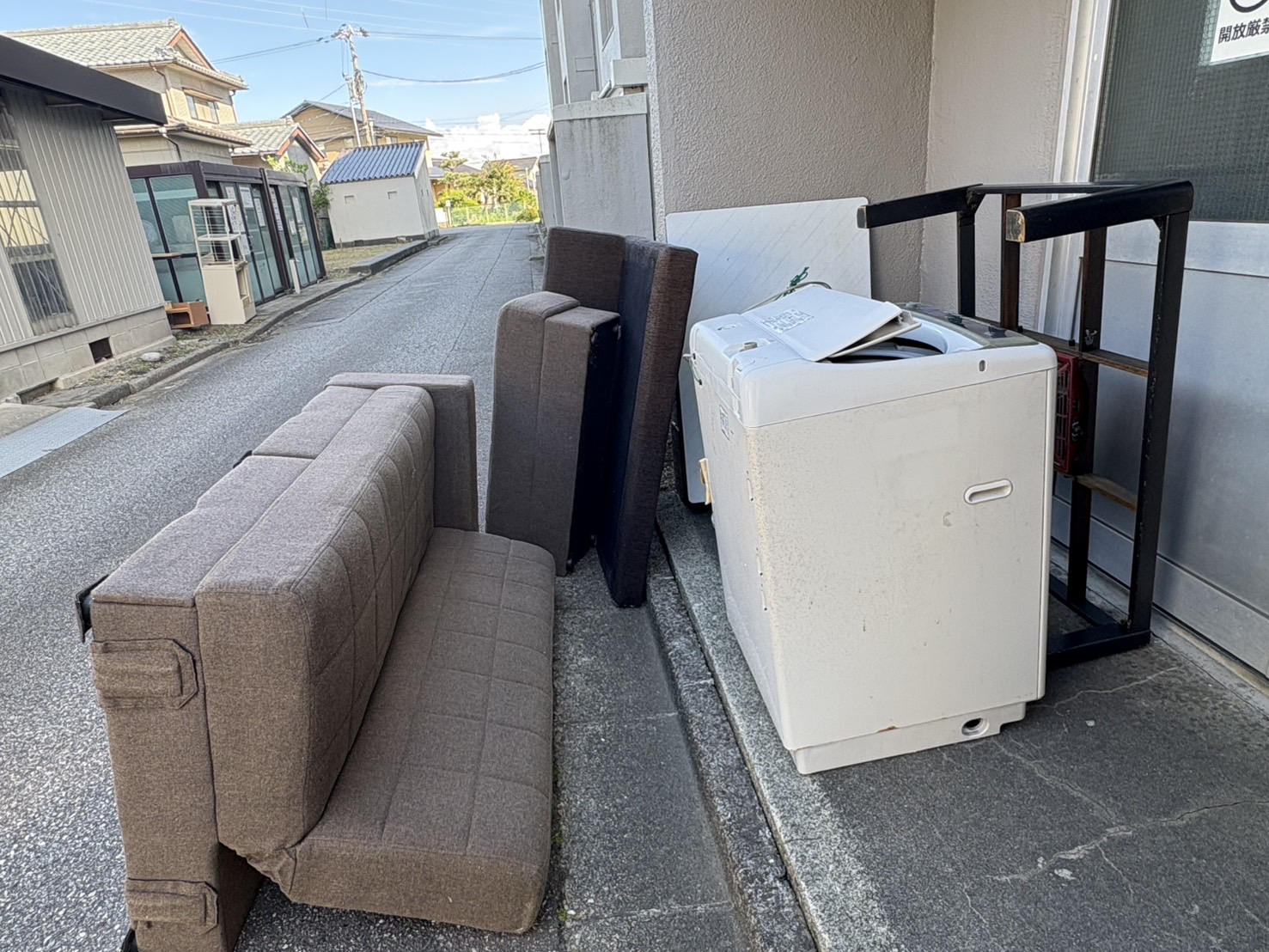 杉並区<br />
<b>Warning</b>:  Undefined variable $area_name in <b>/home/enyranking/huyouhinkaisyuu-suginami.com/public_html/wp-content/themes/swell_child/inc/area-content.php</b> on line <b>991</b><br />
回収実績：高円寺南の店舗閉店に伴うディスプレイ什器・在庫品の一括撤去